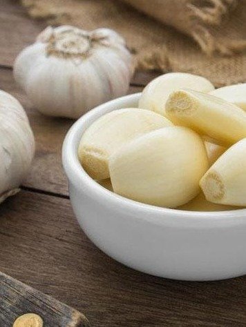 Is This the End of Gray Hair? Discover the Power of Garlic & Cloves for Youthful Locks!