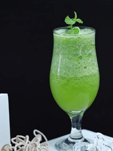 The Viral Green Juice Hack That's Quietly Erasing Blood Sugar Spikes and Restoring Energy – See Why Everyone's Talking!