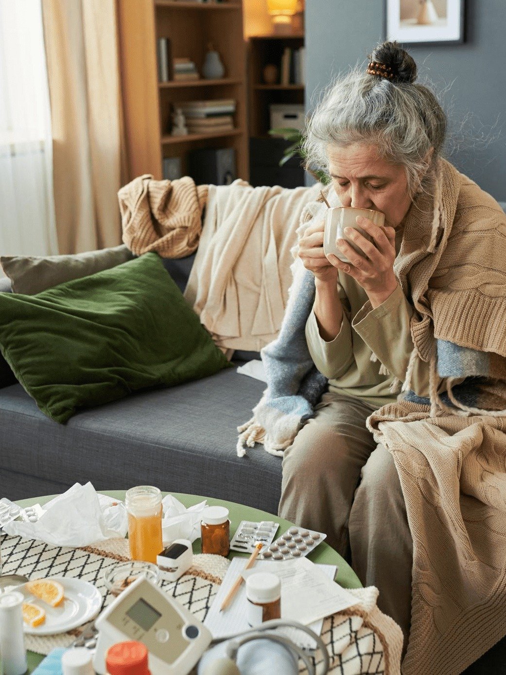 The 'Healthy' Morning Drink Millions Over 50 Swear By Is Secretly Hiding Your Thyroid Problem