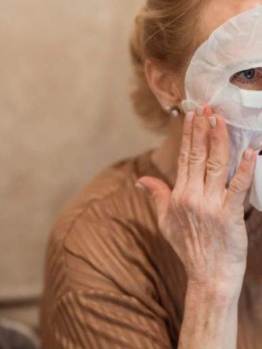 The #1 Kitchen Secret For Instantly Firmer Skin (And Why You're Throwing Away The Best Part!)
